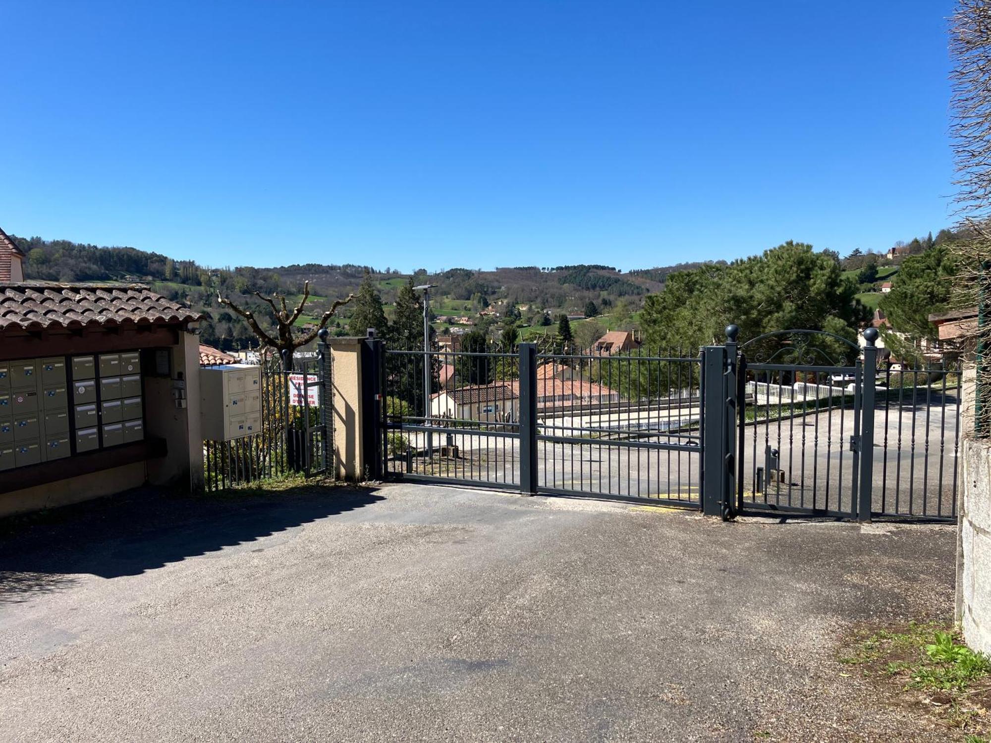 N4 Résidence les Hauts de SARLAT Exterior foto